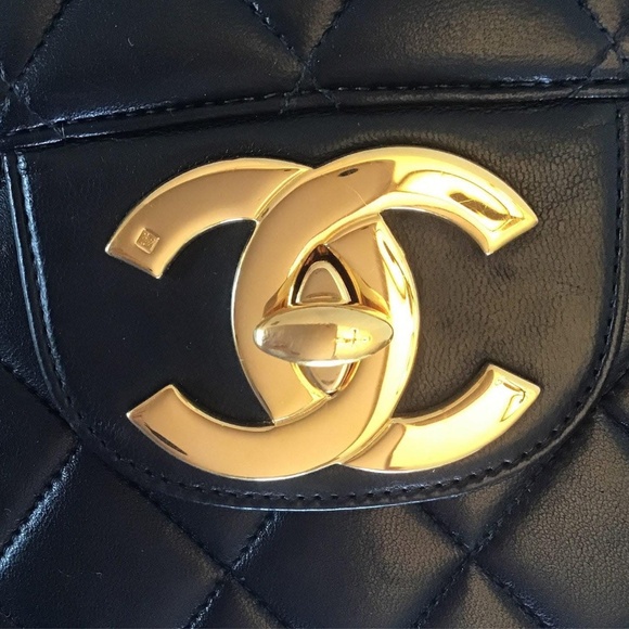 CHANEL XL 24K Gold Plated Single Flap Bag Lambskin - Picture 6 of 10